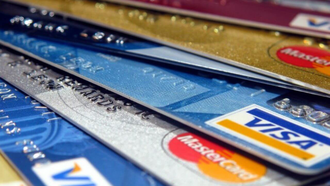 Kredi Kartı ile Banka Kartları Arasındaki Farklar